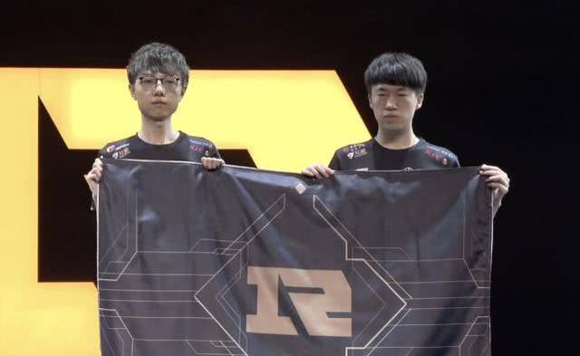 延续蓝黑军 延续蓝黑军