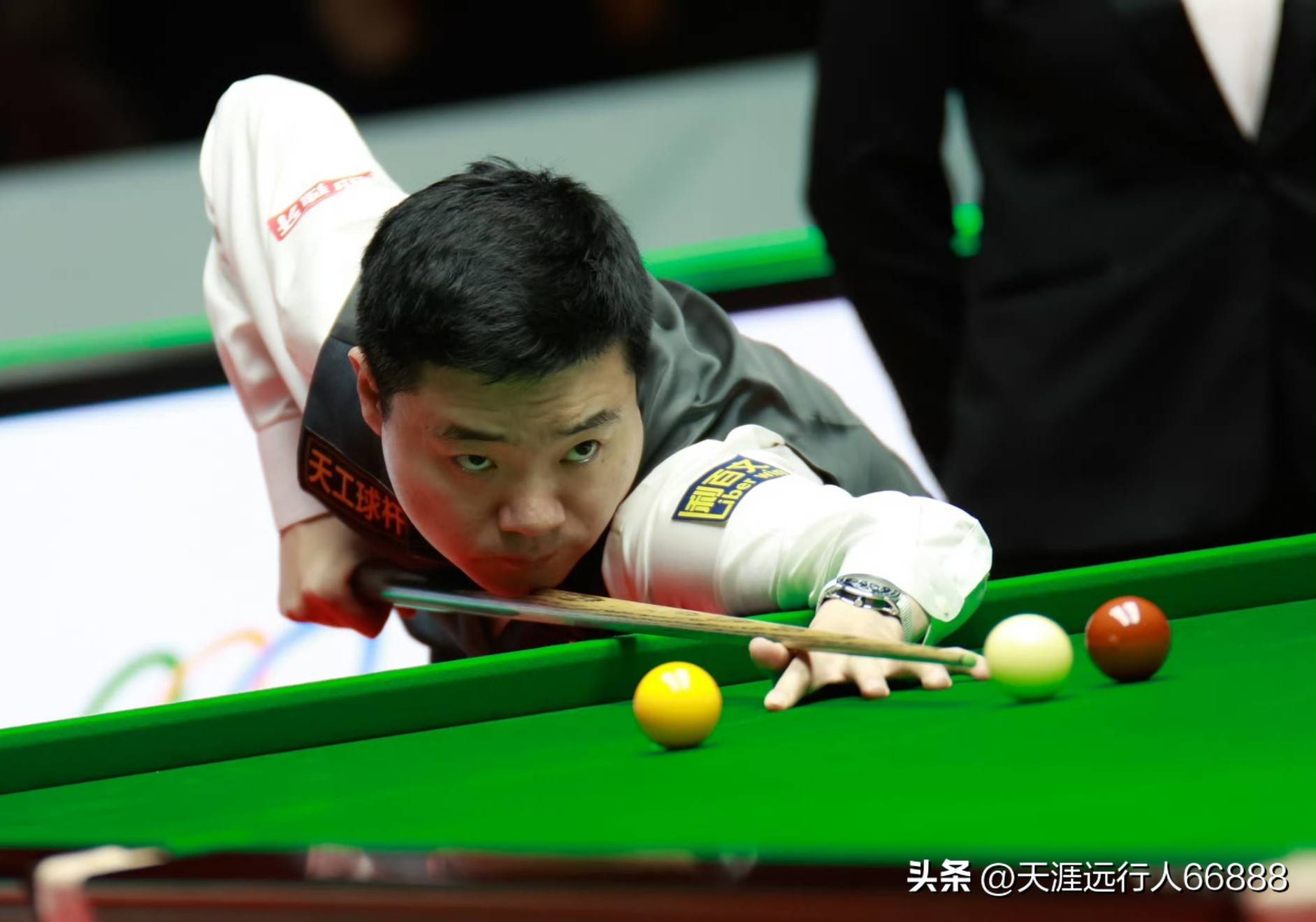 从角色到品 从角色到品